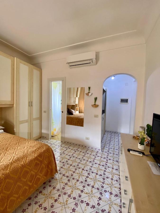 Central Studio Капри Экстерьер фото